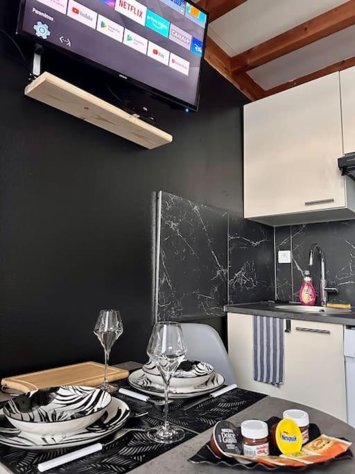 Апартаменты Pont Achard #2-T1Bis-Mezzanine -5Mngare- Пуатье Экстерьер фото