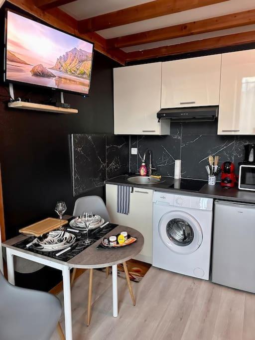 Апартаменты Pont Achard #2-T1Bis-Mezzanine -5Mngare- Пуатье Экстерьер фото